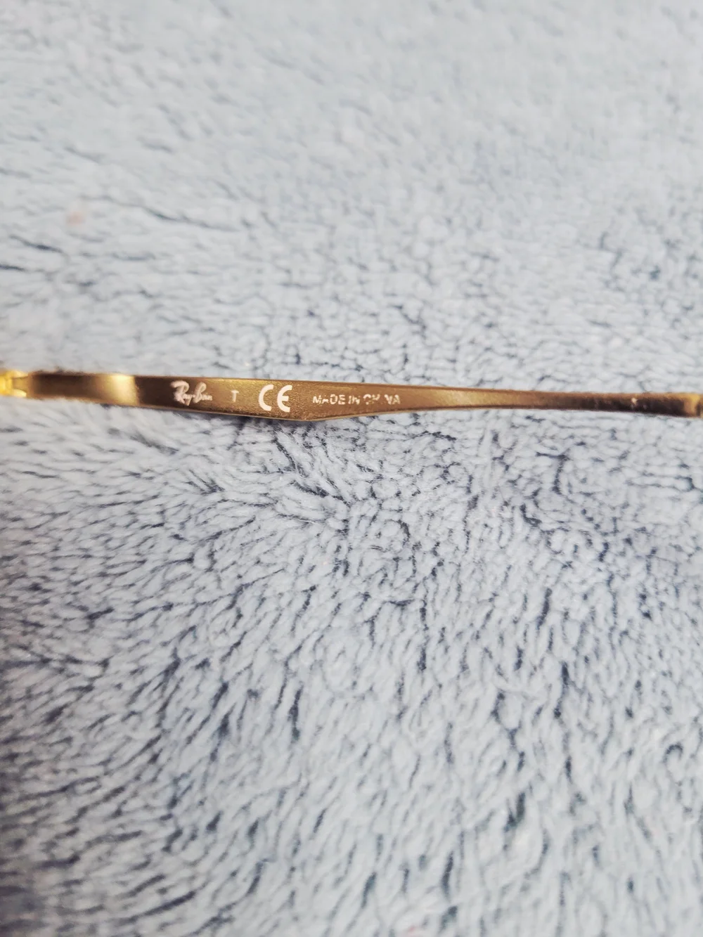 Ray-Ban RB3681 Gold Round Sunglasses Unisex